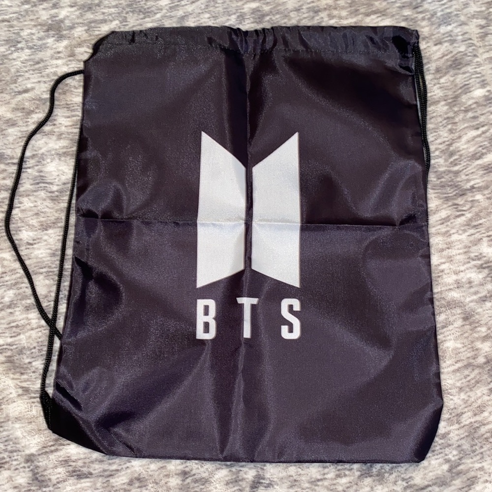 BTS Fan Merchandise Set NEW - Picture 7 of 10